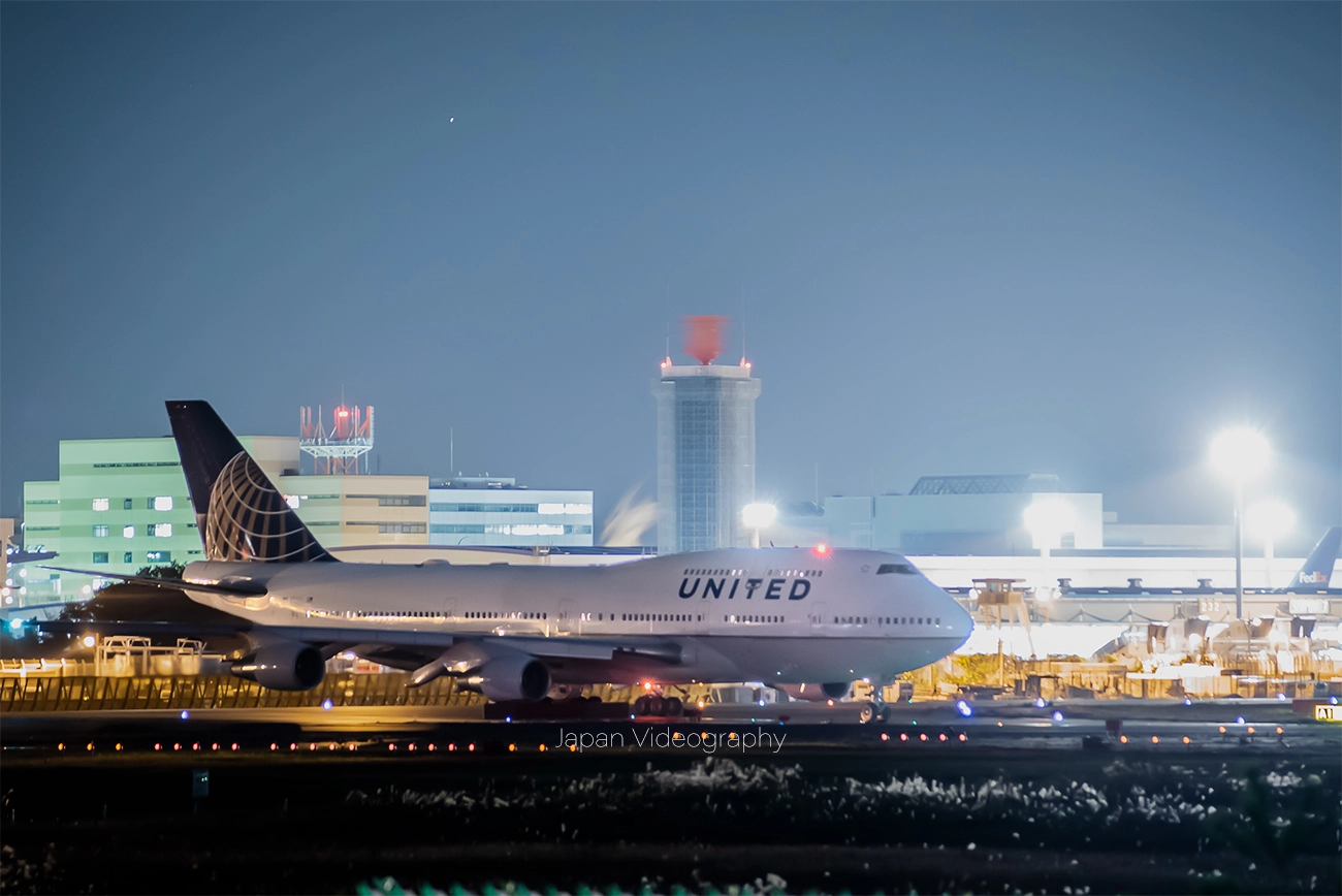成田国際空港 さくらの山公園から眺める滑走路の夜景｜千葉県成田市