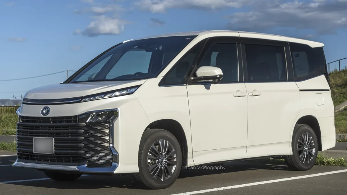 トヨタ 新型ヴォクシー 90系 専用 トヨタ 新型 ヴォクシー 90系 ヘッド ライト ガーニッシュ