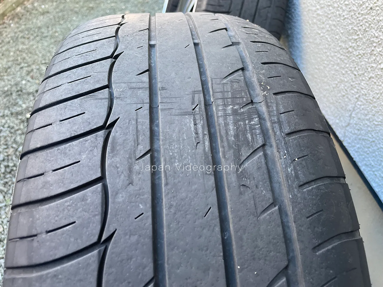 4万km走行後のタイヤの肩減り