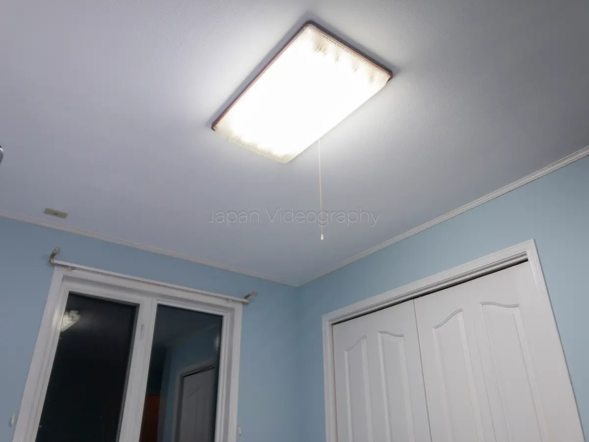 2027年に蛍光灯製造終了！アイリスオーヤマ直管LEDランプに交換したら