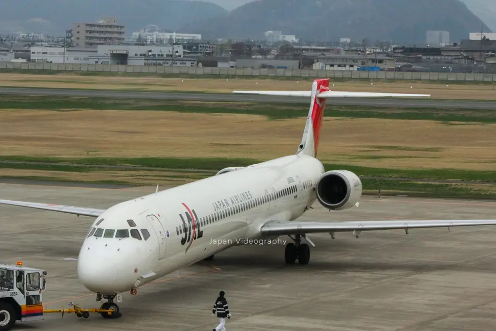 元日本エアシステム 日本航空マクドネルダグラスMD-90-30