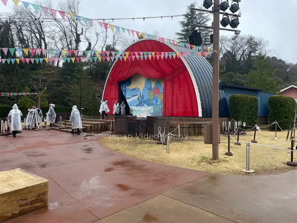 ムーミンバレーパーク エンマの劇場 ムーミンとの撮影会
