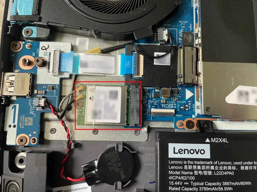 LENOVO LOQ 15IRH8に搭載されたネットワークカード