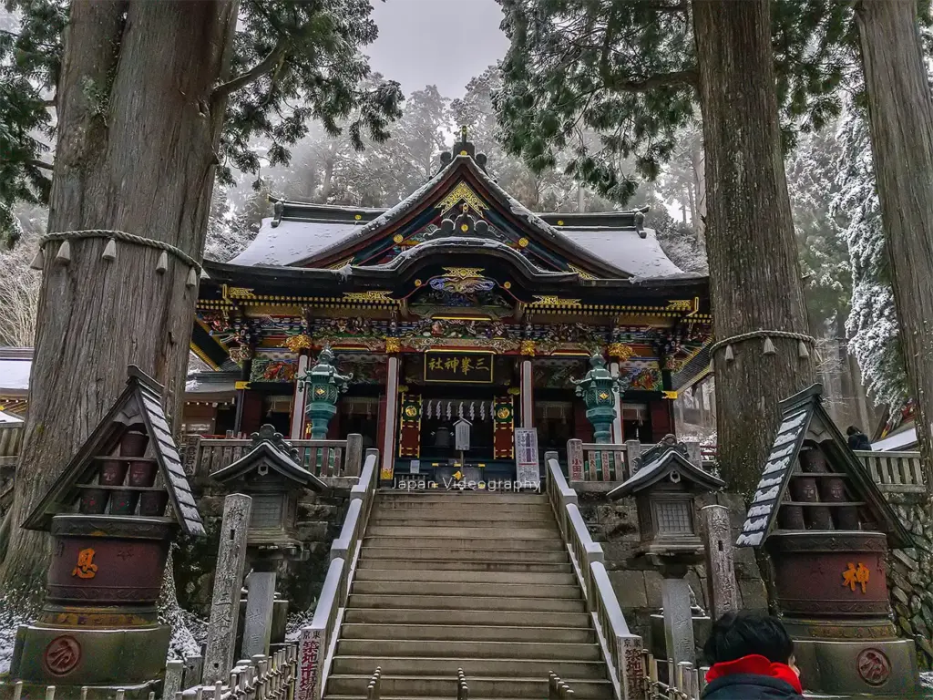 埼玉県秩父市 三峰神社の拝殿