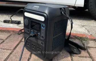 ポータブル電源Anker Solix C300 Portable Power Stationの外観