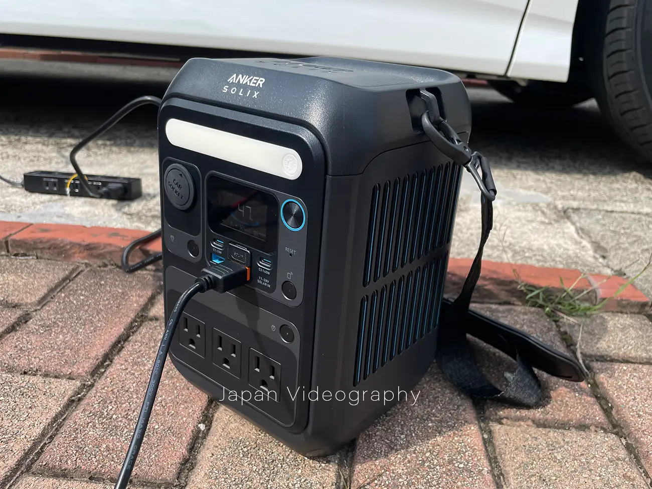 ポータブル電源Anker Solix C300 Portable Power Stationの外観