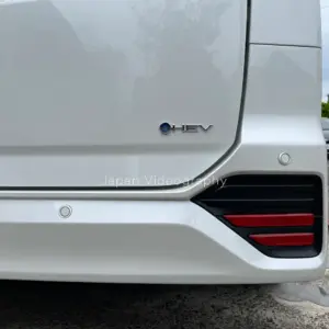 トヨタ90系ヴォクシー・ノアのハイブリッドエンブレムをHEVバッジに交換する方法