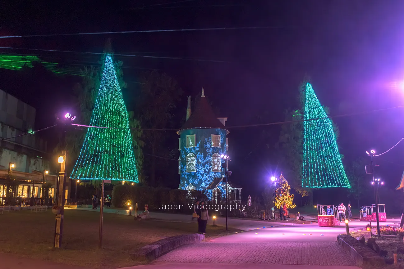 ムーミンバレーパーク イルミネーションで彩られたムーミン屋敷