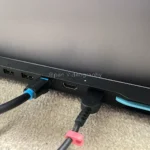 ノートパソコン背面のRJ45有線LANポート