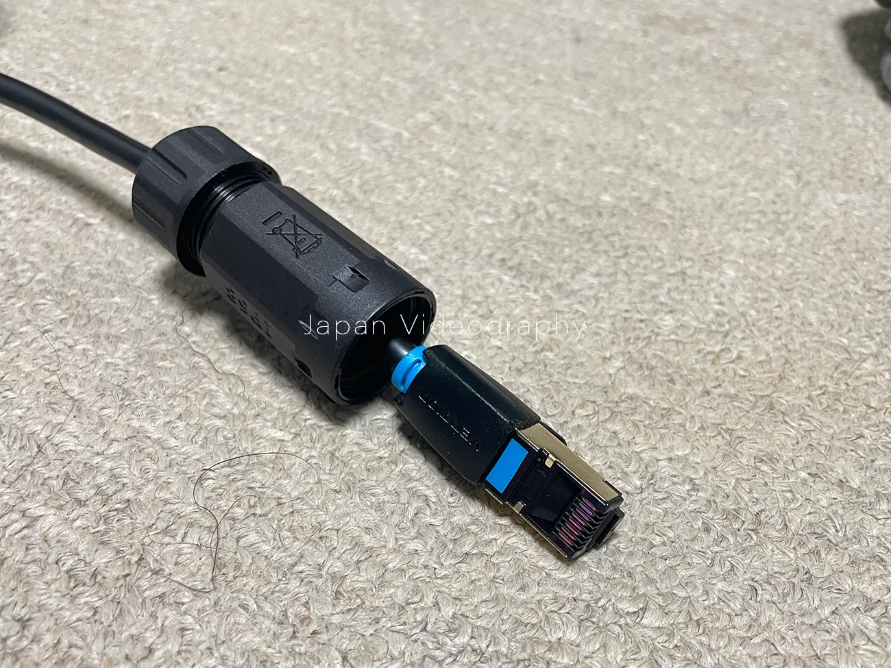 有線LANケーブルとスターリンクイーサネット変換アダプター